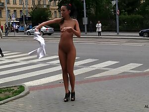 Elle a soif de sexe  ...